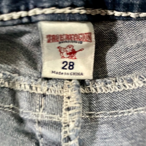 True Religion Size 28x30 - Picture 4 of 4